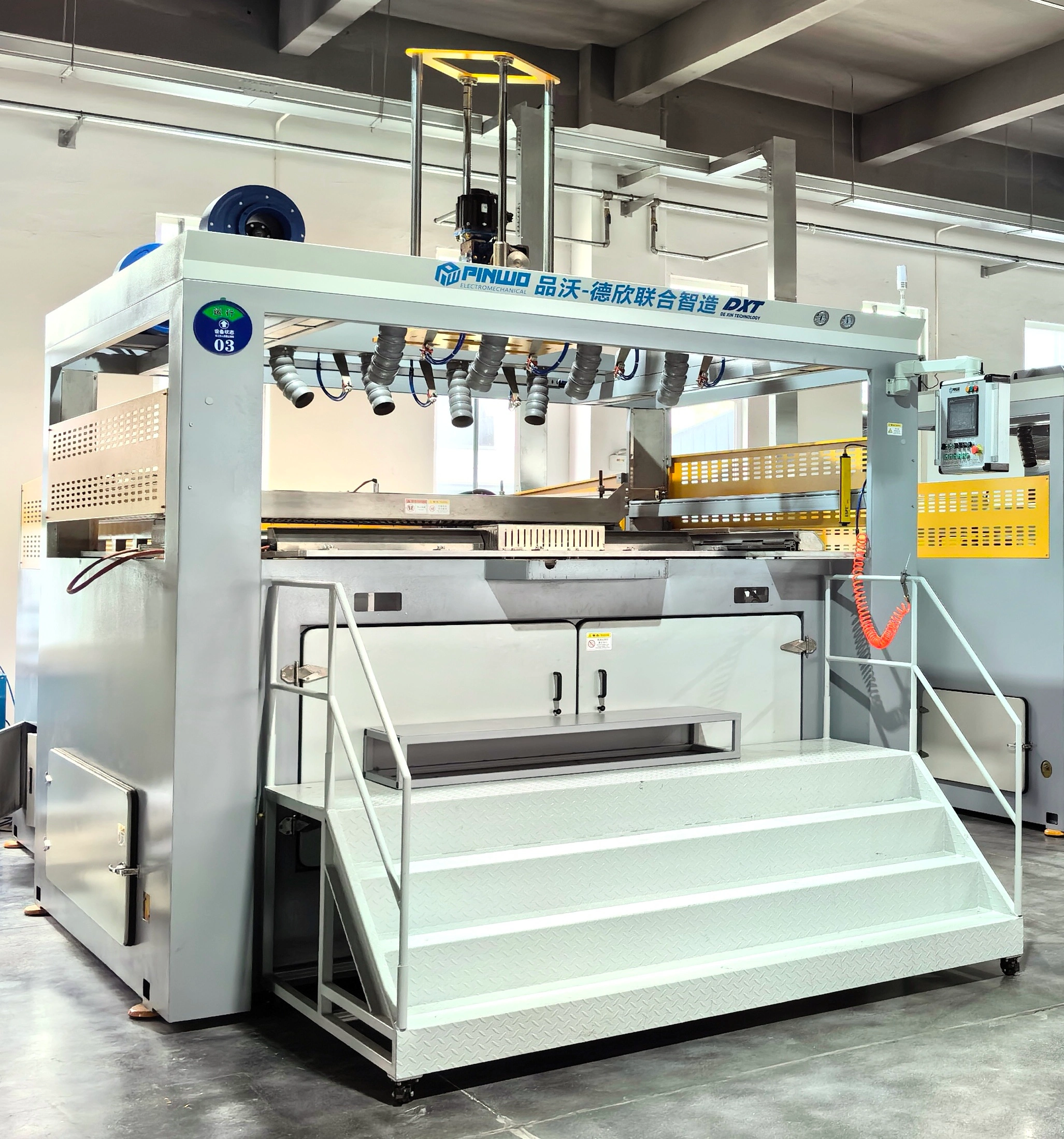 Vacuum forming process