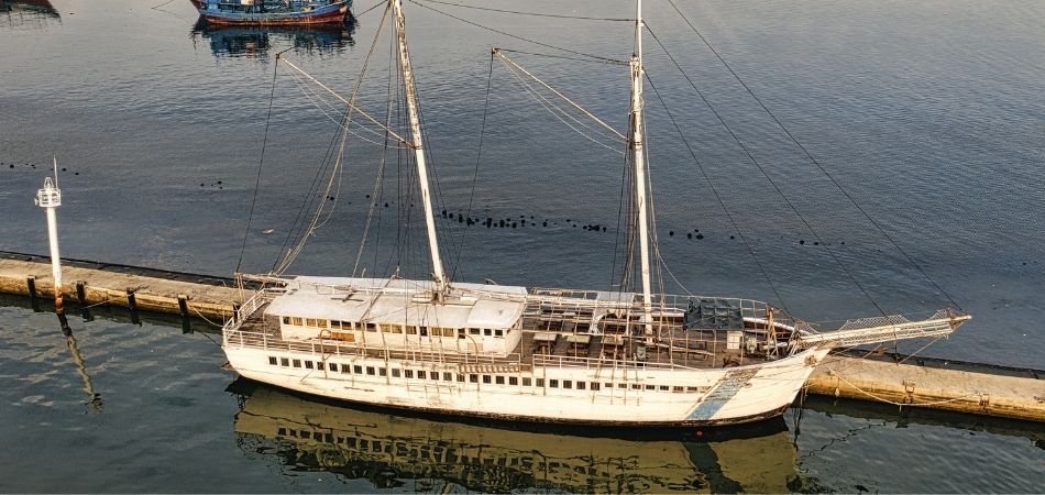 fiberglass used for marine applications